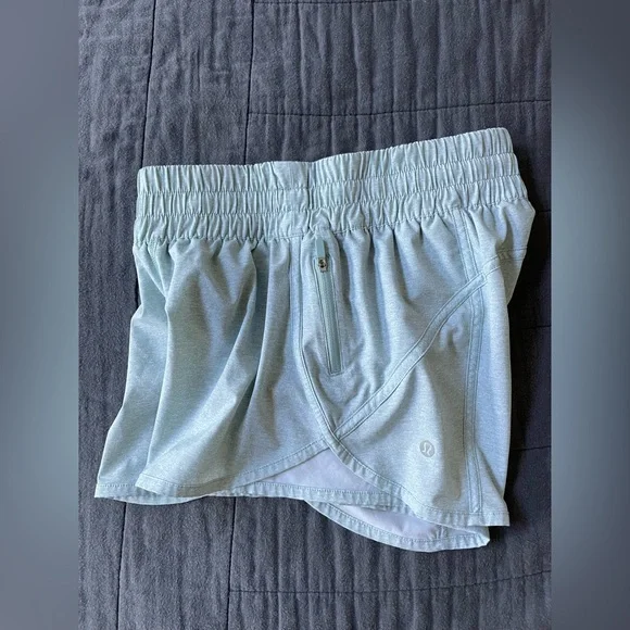 Lululemon Tracker Low-Rise Lined Short 4" - hazy Jade - Picture 4 of 7